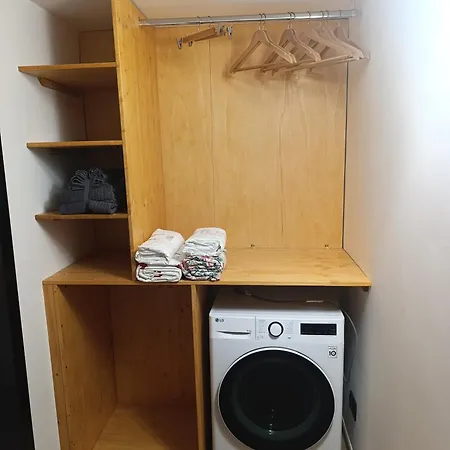 Pombo De Sutta - *